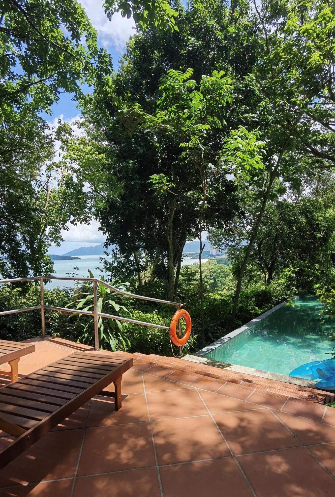 Ambong Pool Villas - Private Pool Пантай-Сенанг Экстерьер фото